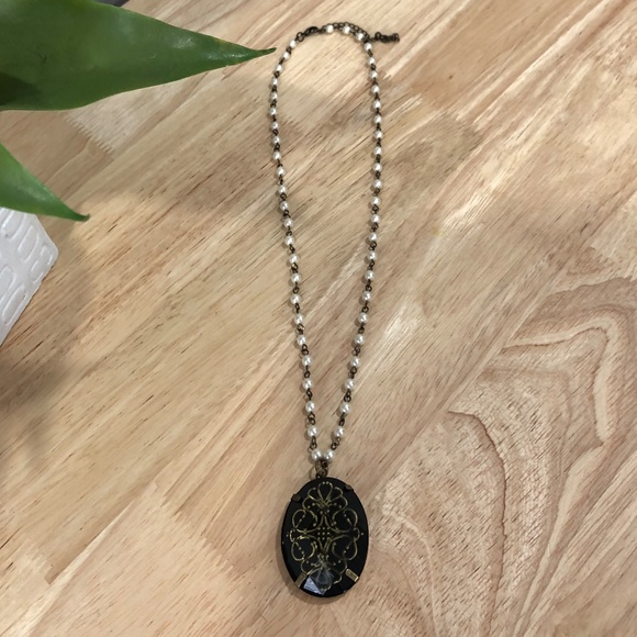 🌸 3/$25 Fashion Necklace - Picture 3 of 3